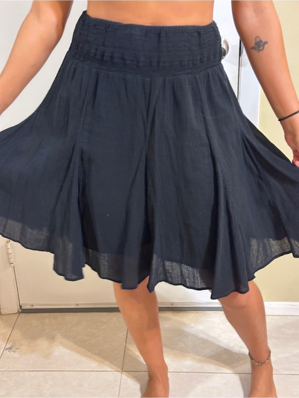 Merona Black Smocked Waist Crinkle Gauze Flare Skirt - Size Extra Small (XS